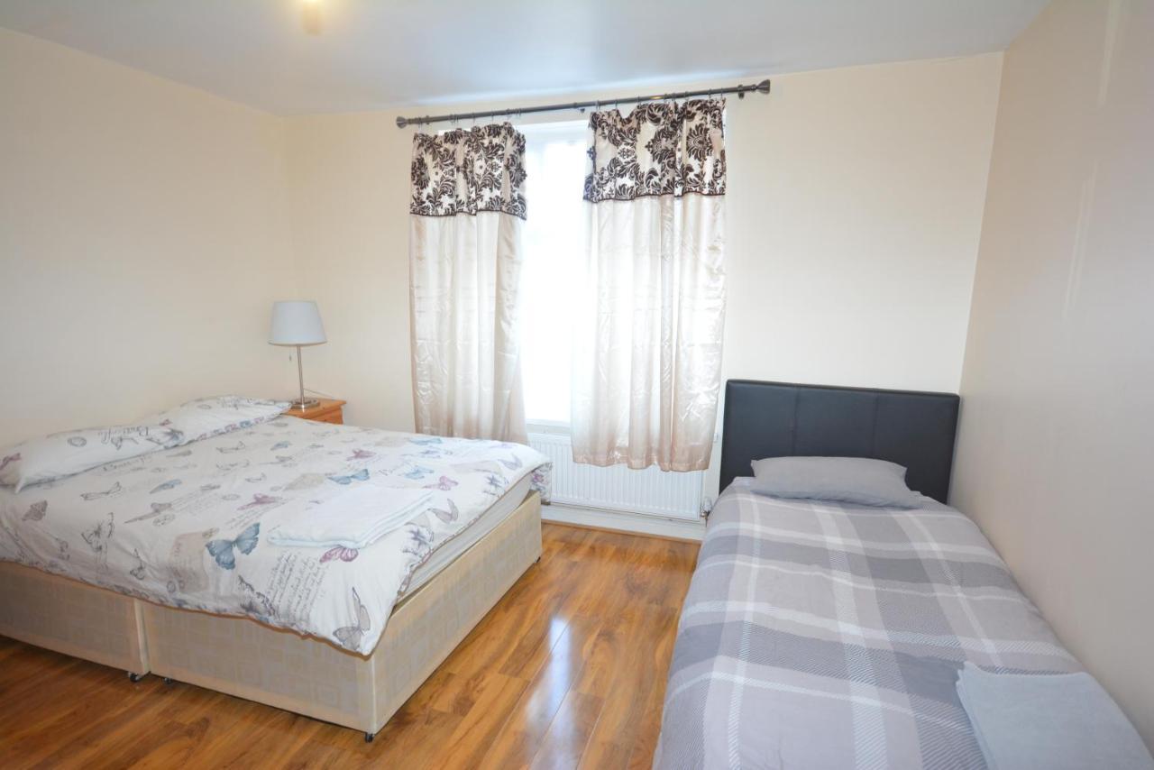 London Deluxe 6 Bedroom House ダグナム エクステリア 写真