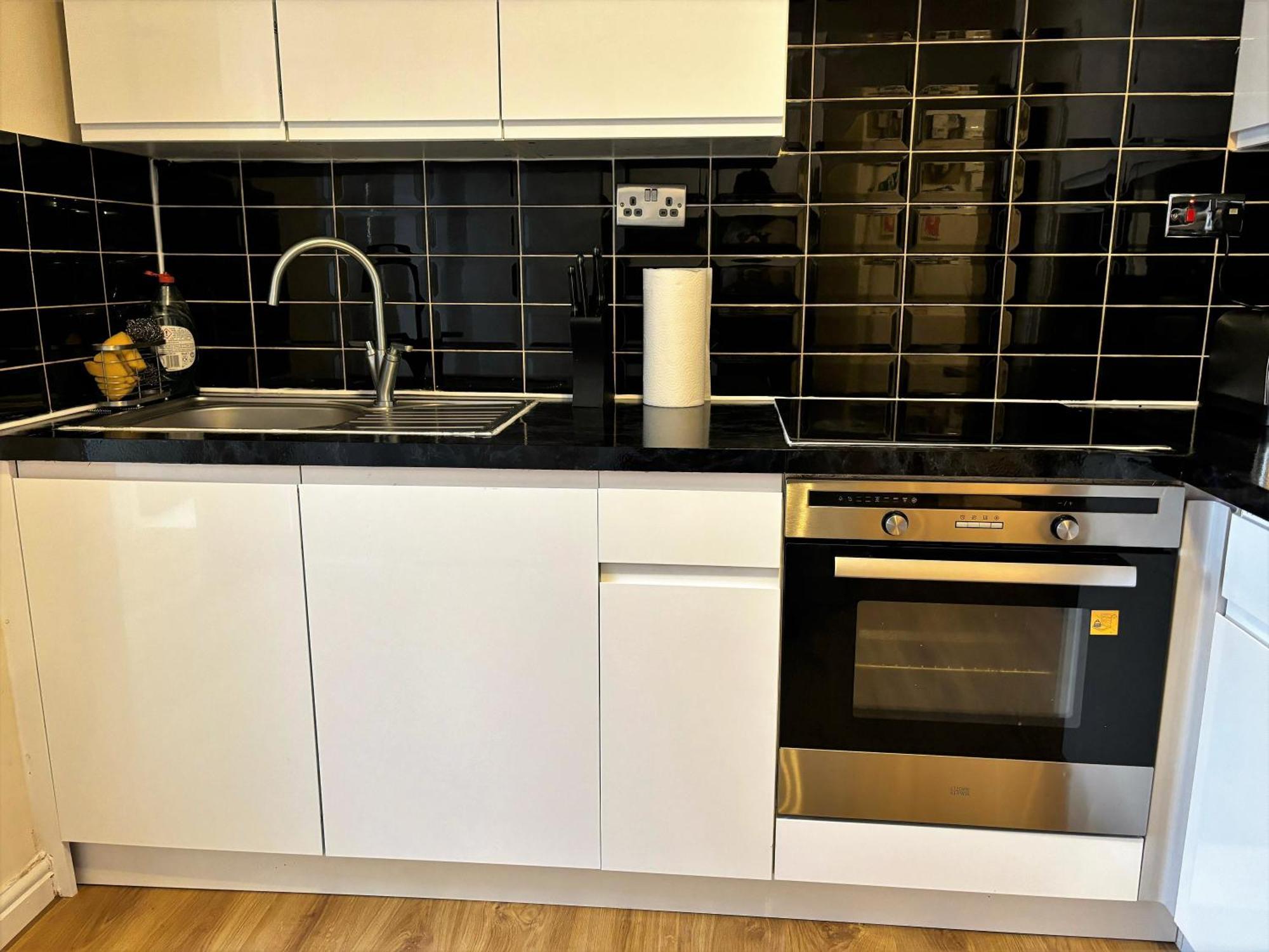 London Deluxe 6 Bedroom House ダグナム エクステリア 写真